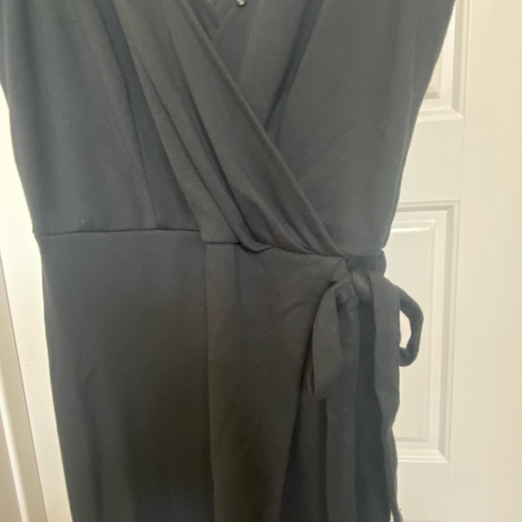 A.n.d. eawy black dress. - Picture 4 of 5